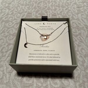 Luna Norte Necklace Set